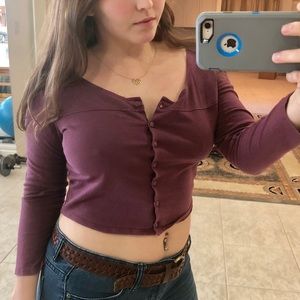 Urbana’s outfitters button down crop top